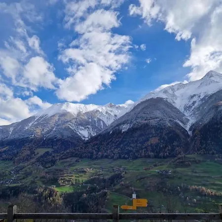 Charming Near Trails Chalet Mörel