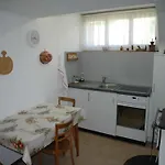 Charming Chalet Near Trails * Morel