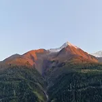 Chalet Charming Chalet Near Trails